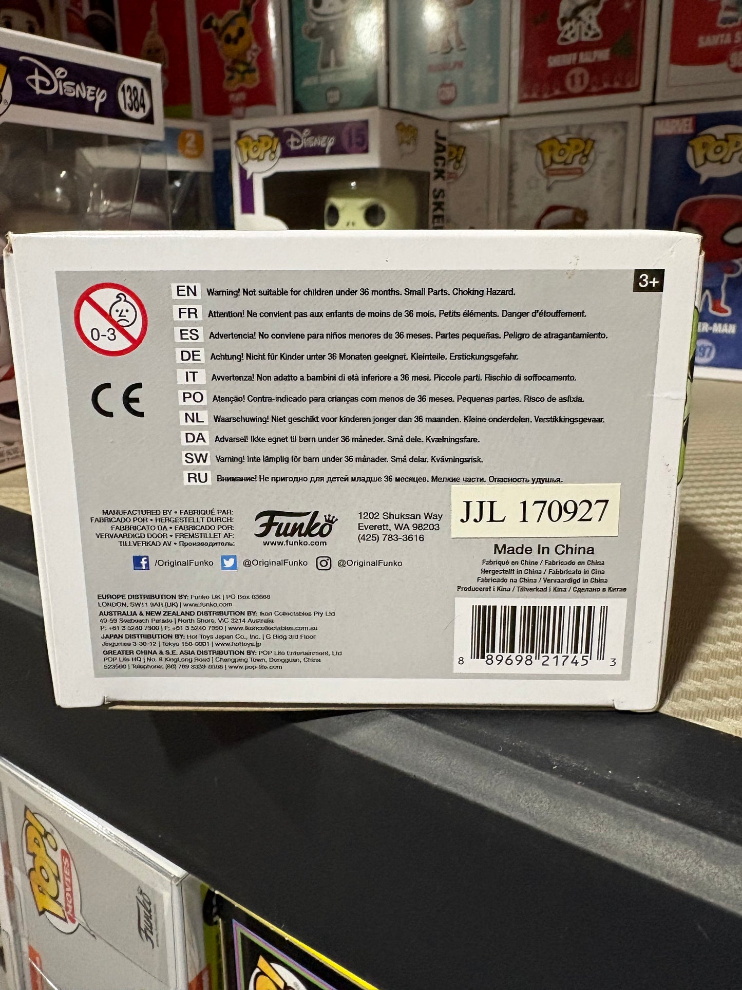 Grinch Blacklight Chase